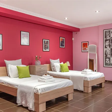 Omega Kefalonia 卡拉瓦杜斯